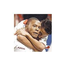Liga 04/05 Sevilla-2 At. Madrid-1 Liga 04/05 Sevilla-2 At. Madrid-1