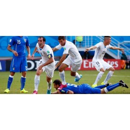 Mundial 2014 1ªfase Italia-0 Uruguay-1