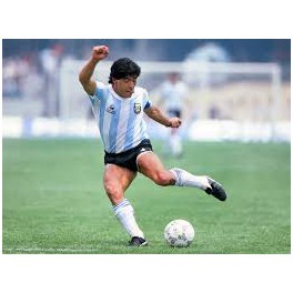 Informe Robinson Maradona los años felices